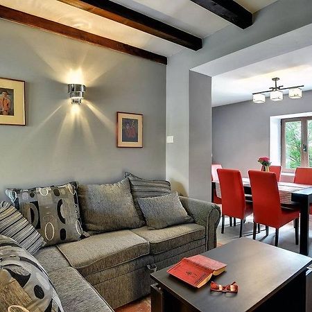 Villa Br Ližnjan Екстериор снимка